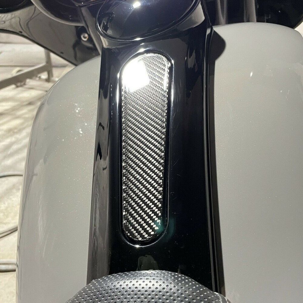 Bagger's life ® | Handmade carbon fiber tank dash insert 2 Bagger's Life - handmade carbon fiber dash insert