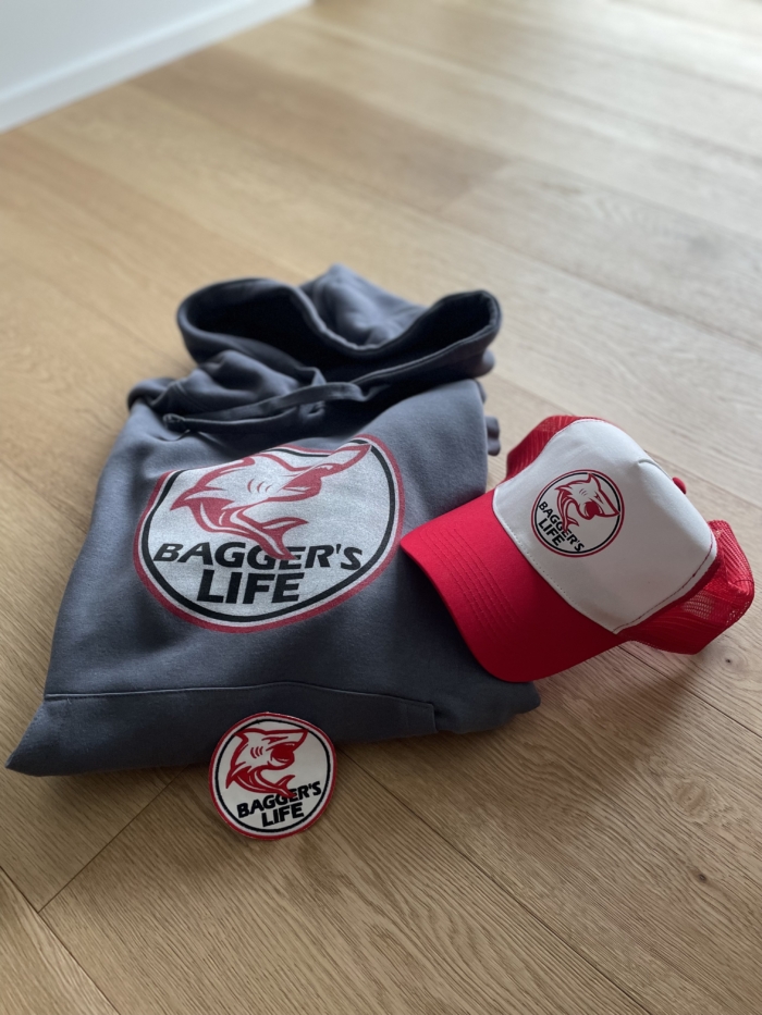 Bagger's Life - Men's Hoodie, patch and trucker cap
